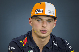 Max Verstappen, Red Bull Racing basın toplantısında