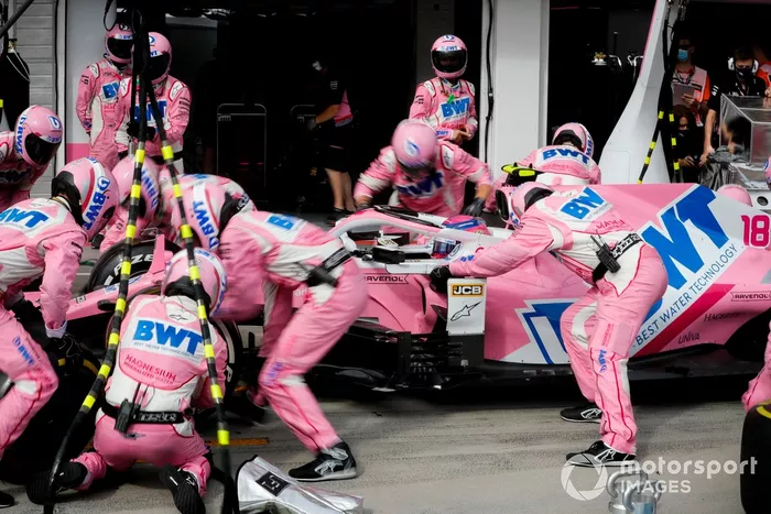 Lance Stroll, Racing Point RP20 pit stop