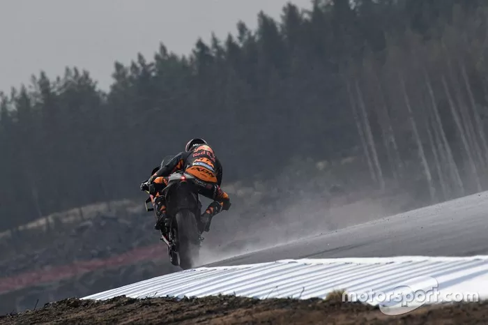 Mika Kallio, de KTM, en un test en el Kimiring de Finlandia