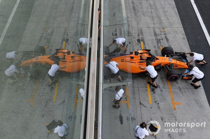 Carlos Sainz Jr., McLaren MCL33