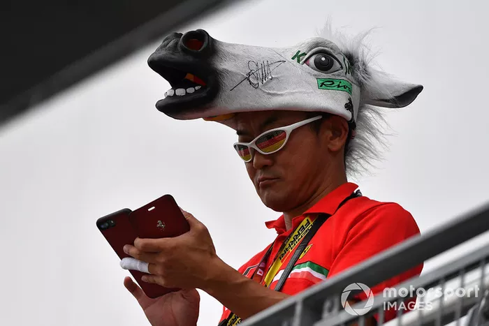 Un curioso fan de Sebastian Vettel, Ferrari