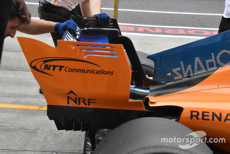 Detalle del alerón trasero del McLaren MCL33
