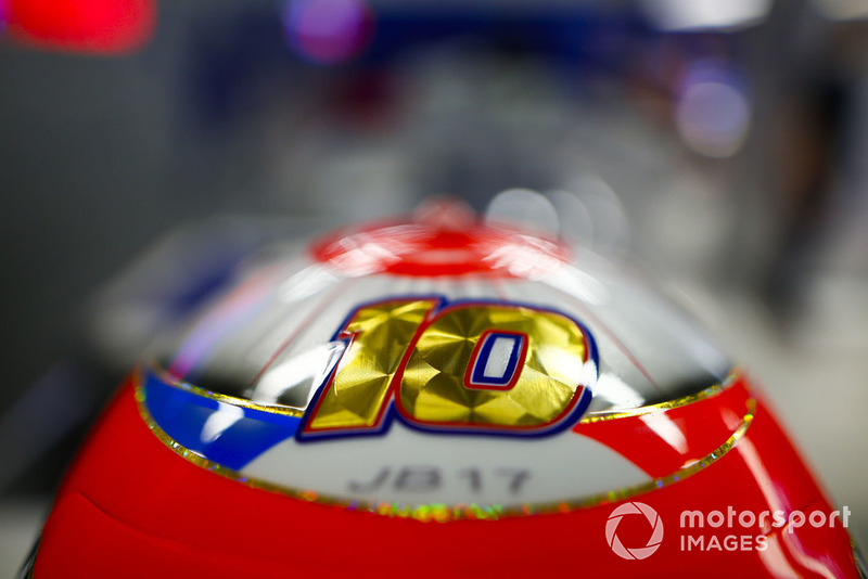 The helmet f Pierre Gasly, Scuderia Toro Rosso