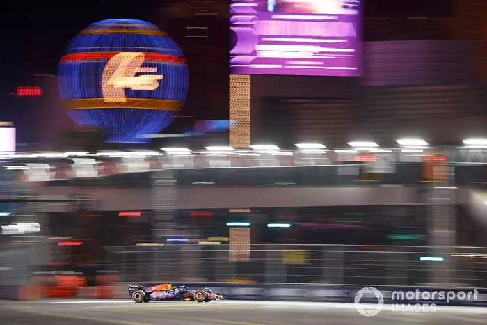 Max Verstappen, Red Bull Racing RB19 