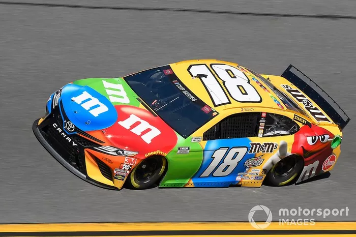 28. Kyle Busch, Joe Gibbs Racing, Toyota Camry