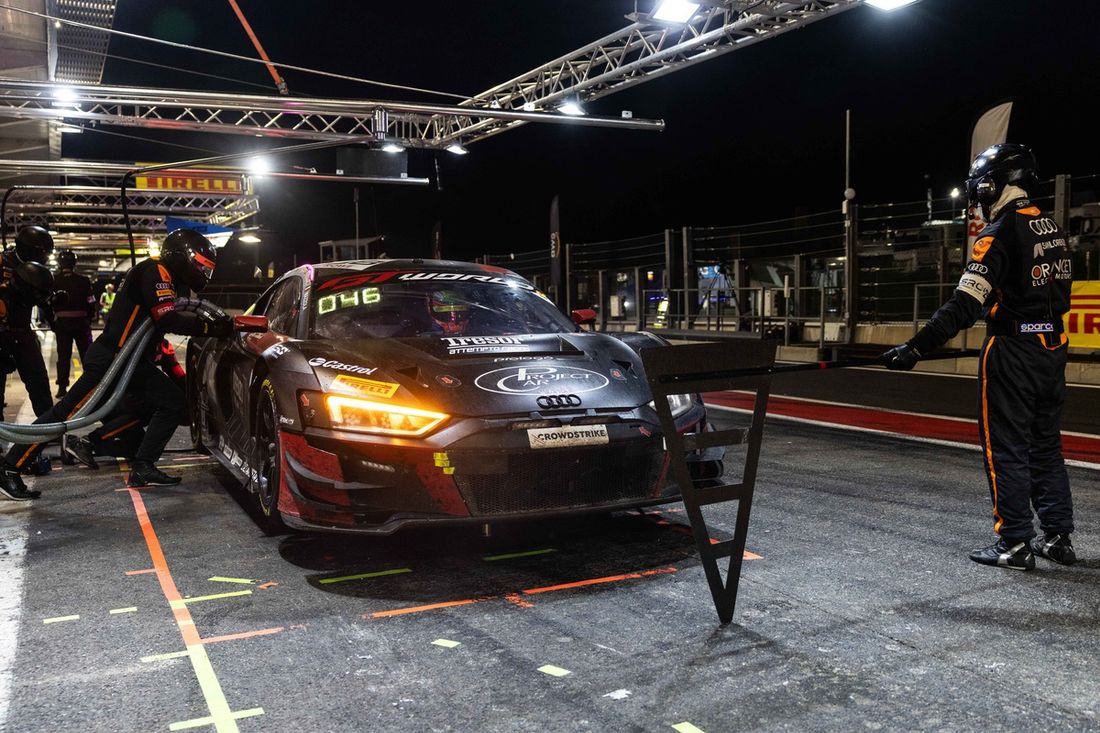 #88 Tresor Attempto Racing Audi R8 LMS GT3 EVO II: Leonardo Moncini, Riccardo Cazzaniga, Sebastian Øgaard, Rocco Mazzola