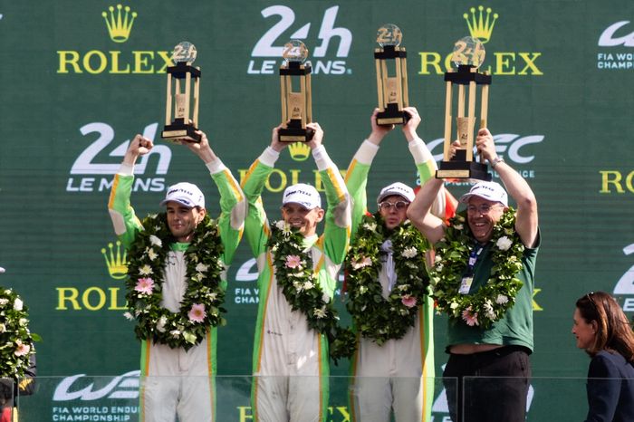 Podium LMP2: Race winner #43 Inter Europol Competition Oreca 07 - Gibson: Jakub Smiechowski, Tom Dillmann, Nick Yelloly