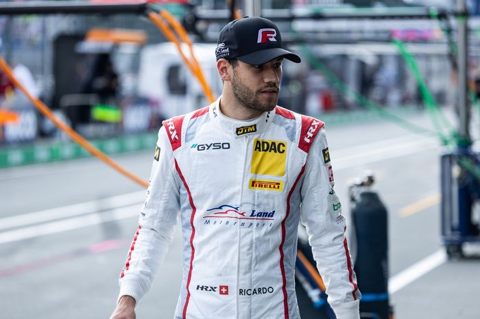 Ricardo Feller, Land Motorsport
