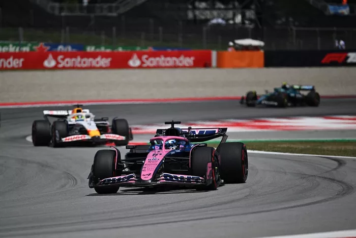 Fernando Alonso, Aston Martin Racing, Pierre Gasly, Alpine, Isack Hadjar, Racing Bulls Team