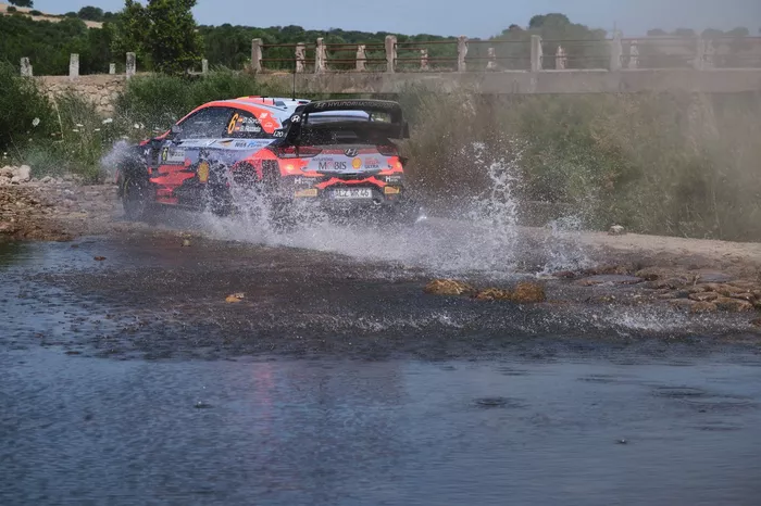 Dani Sordo, Borja Rozada, Hyundai Motorsport Hyundai i20 Coupe WRC
