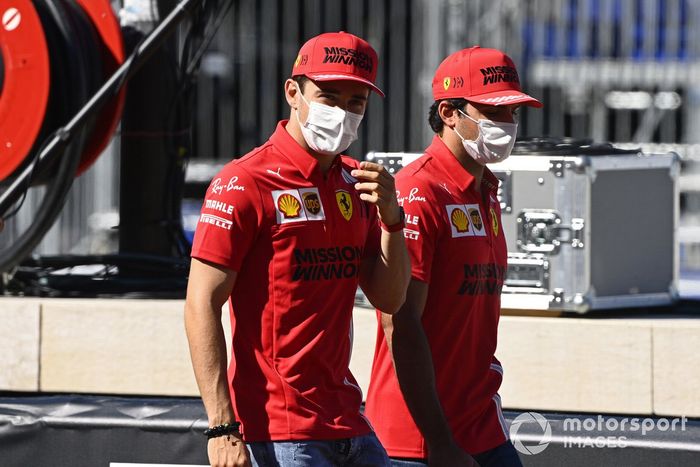 Charles Leclerc, Ferrari, y Carlos Sainz Jr., Ferrari