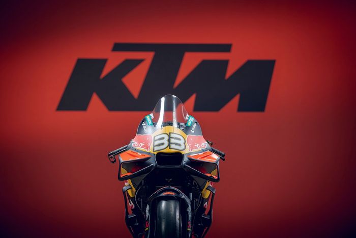 Livery Tim Balap Pabrik Red Bull KTM