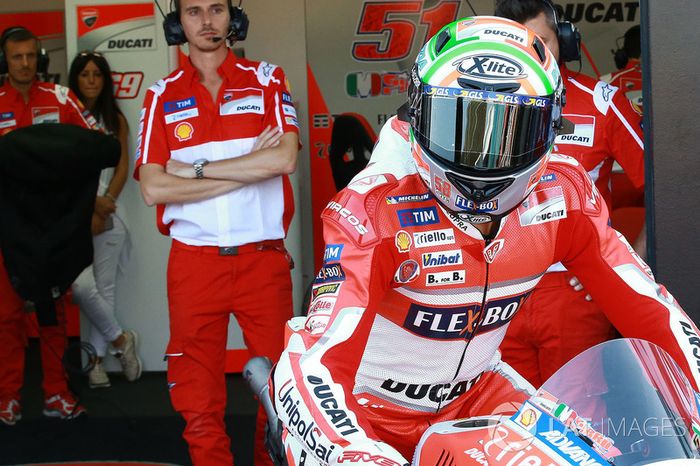 Michele Pirro, Ducati Team
