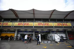Sauber garage