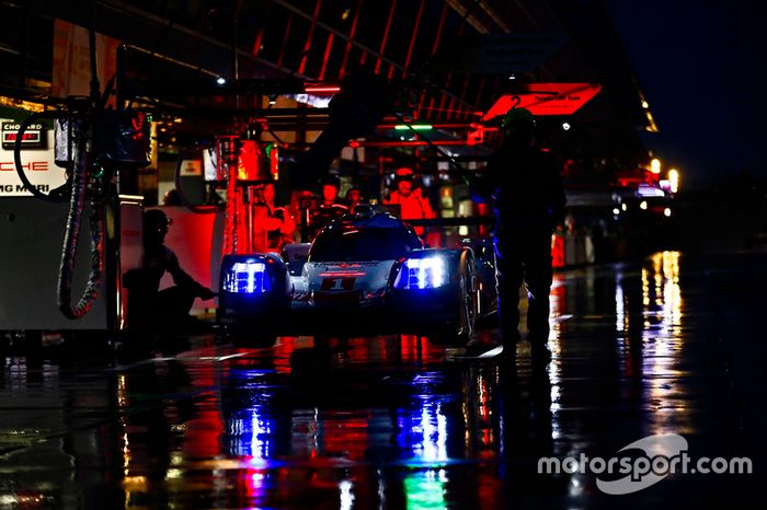 #1 Porsche Team Porsche 919 Hybrid: Neel Jani, Andre Lotterer, Nick Tandy
