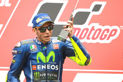 Podium : deuxième place pour Valentino Rossi, Yamaha Factory Racing
