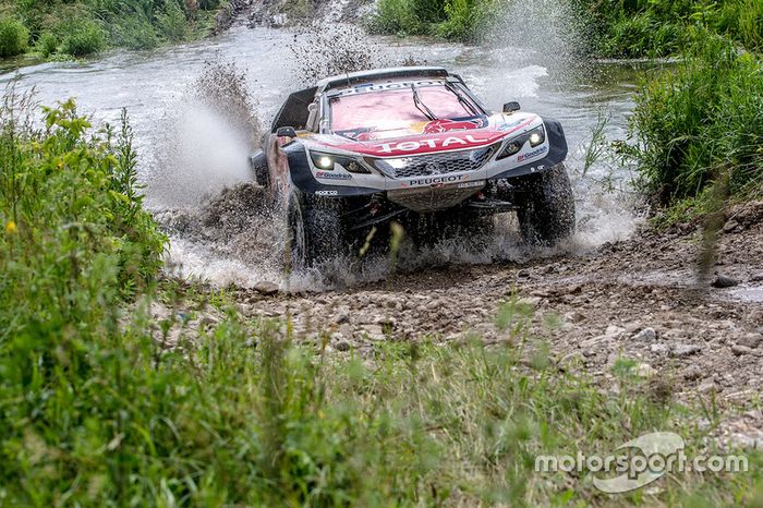 #104 Peugeot Sport Peugeot 3008 DKR: Sébastien Loeb, Daniel Elena