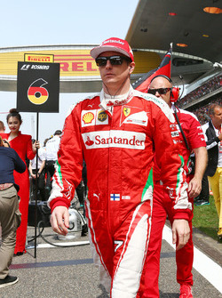 Kimi Raikkonen, Ferrari on the grid