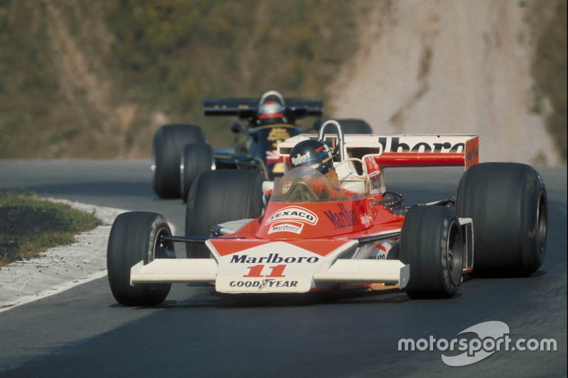 1973-1978 : McLaren M23, à moteur Ford Cosworth