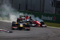 Antonio Giovinazzi, PREMA Racing; Daniel de Jong, MP Motorsport