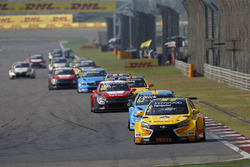 Gabriele Tarquini, LADA Sport Rosneft, Lada Vesta
