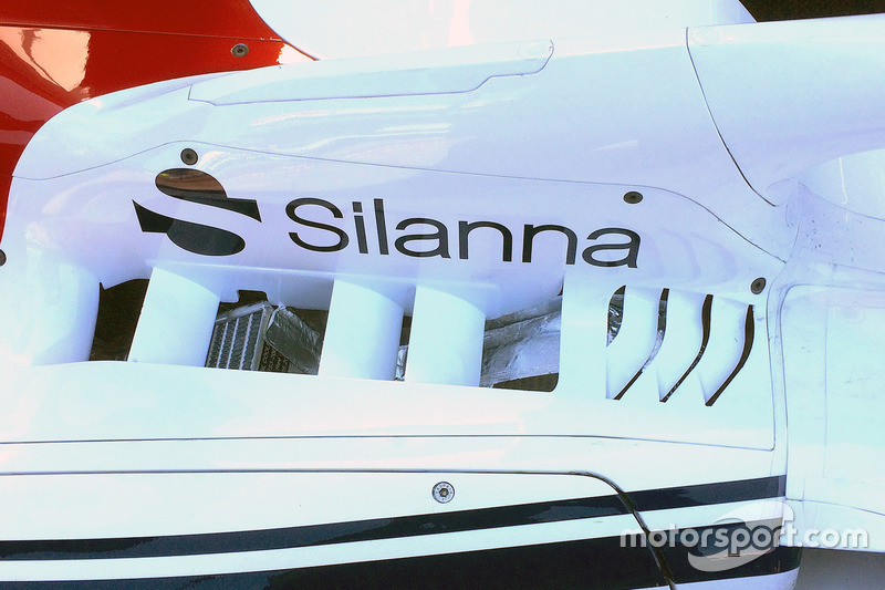 Вентиляционные отверстия Sauber C37