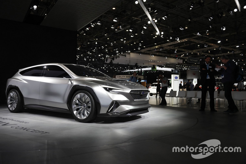 Subaru Viziv Tourer concept