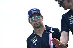 Sergio Perez, Force India walks the track