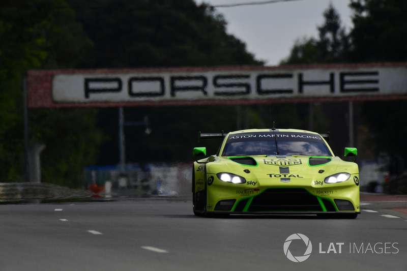 #97 Aston Martin Racing Aston Martin Vantage AMR: Alex Lynn, Maxime Martin, Jonathan Adams