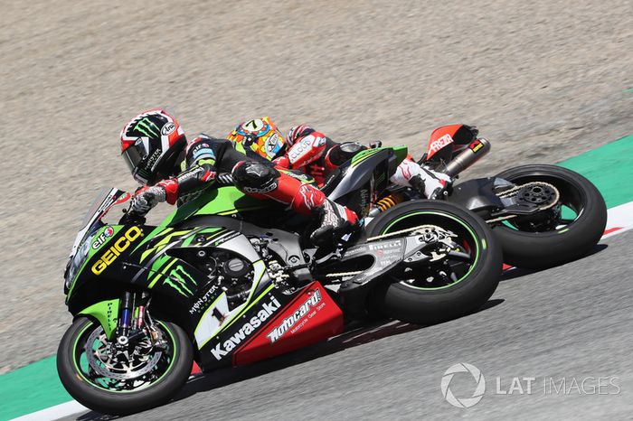 Jonathan Rea, Kawasaki Racing pasa a Chaz Davies, Aruba.it Racing-Ducati SBK Team