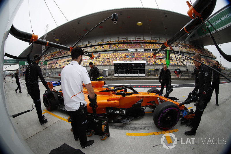 Інженери McLaren, McLaren MCL33 Renault Стоффеля Вандорна