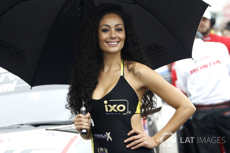 Grid girl