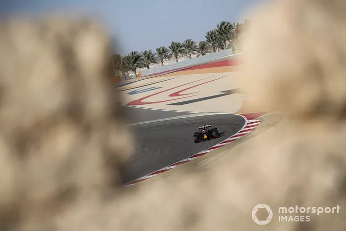 Max Verstappen, Red Bull Racing RB16B 