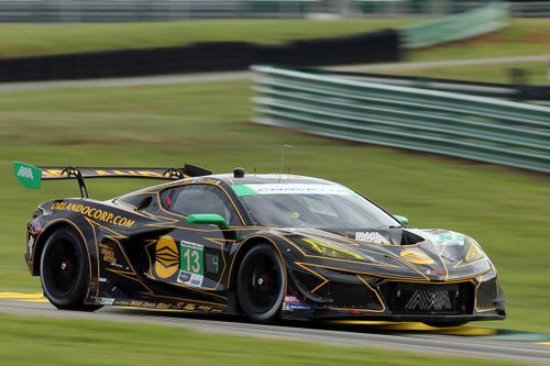 #13 AWA Corvette Z06 GT3.R: Orey Fidani, Matthew Bell