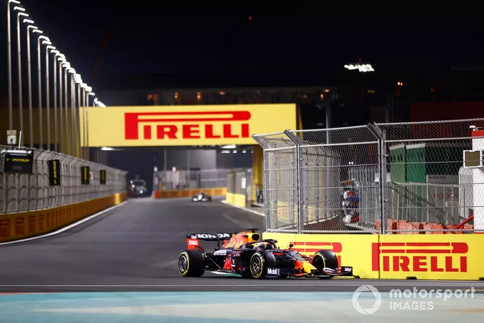 Max Verstappen, Red Bull Racing RB16B