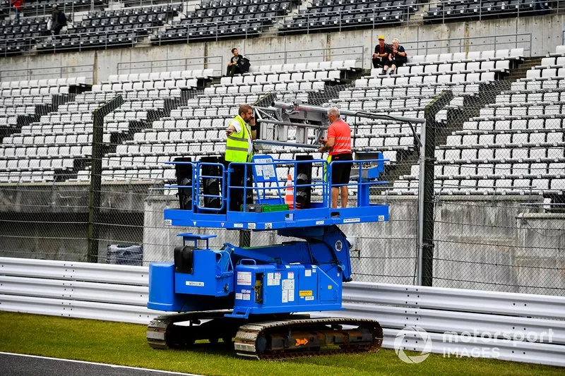 Preparaciones para la llegada del tifón a Suzuka