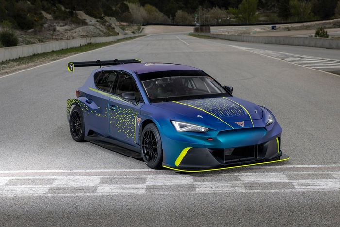 Cupra EKS, Cupra e-Racer