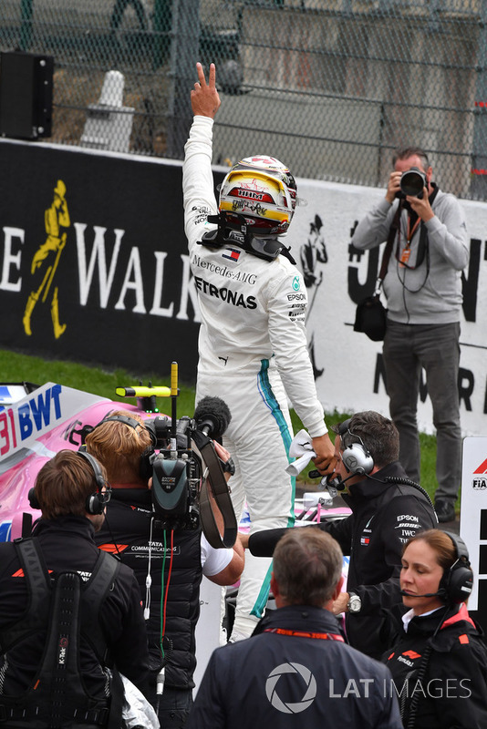 Lewis Hamilton 78. rajtelsősége az F1-ben