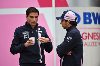 Nicholas Latifi, Racing Point Force India F1 Team and Sergio Perez, Racing Point Force India F1 Team
