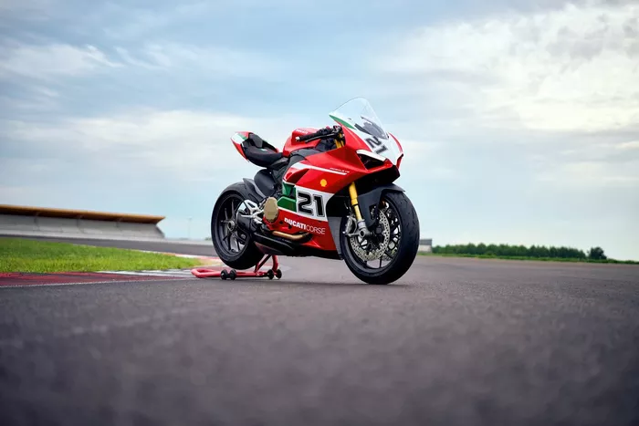 Ducati Panigale V2 Bayliss
