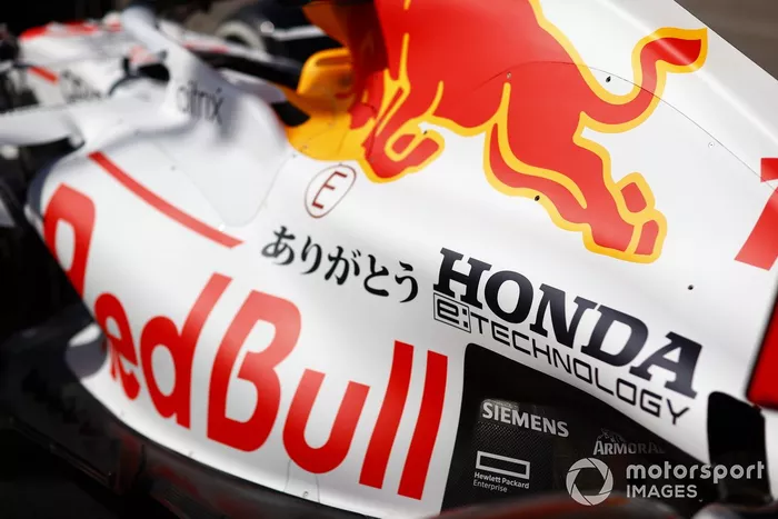 La nueva decoración del Red Bull Racing RB16B en Turquía