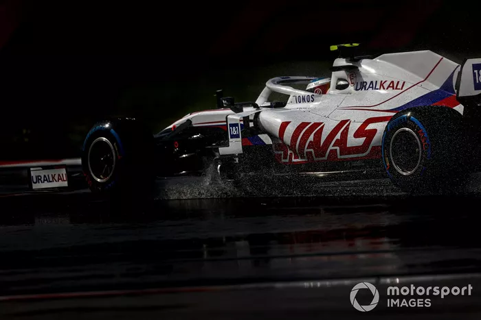 Mick Schumacher, Haas VF-21