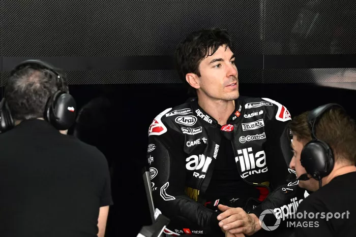 Maverick Vinales, Aprilia Racing Team