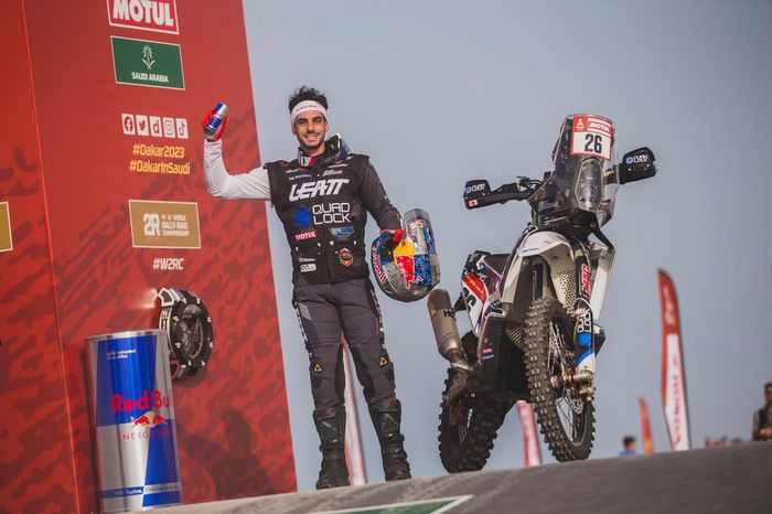 #26 Team Casteu: Camille Chapeliere