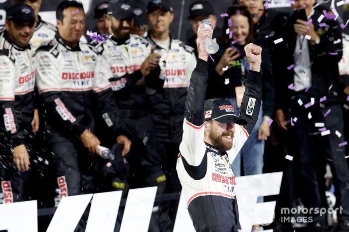 Ryan Blaney, Equipo Penske, Discount Tire Ford Mustang