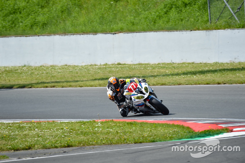 #77 Seigneur Motorsport Racing, BMW S1000 RR: Christophe Seigneur, Nicolas Majastre, Maxime Gucciardi