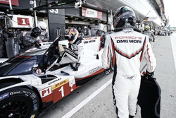#1 Porsche Team Porsche 919 Hybrid: Neel Jani, Andre Lotterer, Nick Tandy