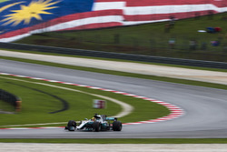 Льюіс Хемілтон, Mercedes-Benz F1 W08