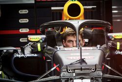 Max Verstappen, Red Bull Racing RB12 con el Halo