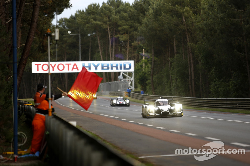 Rote Flagge in Le Mans